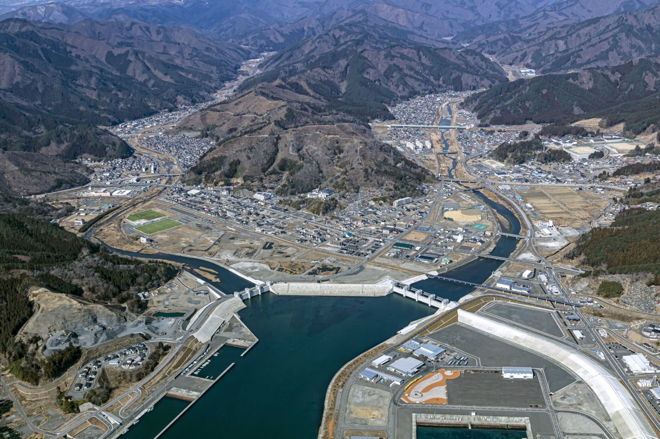 二級河川大槌川筋大槌の1地区ほか河川災害復旧水門土木工事 施工実績 株式会社植木組 二級河川大槌川筋大槌の1地区ほか河川災害復旧水門土木工事 施工実績 株式会社植木組
